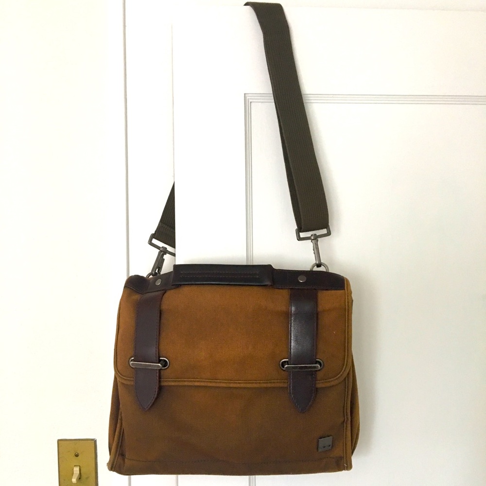 Knomo London messenger bag